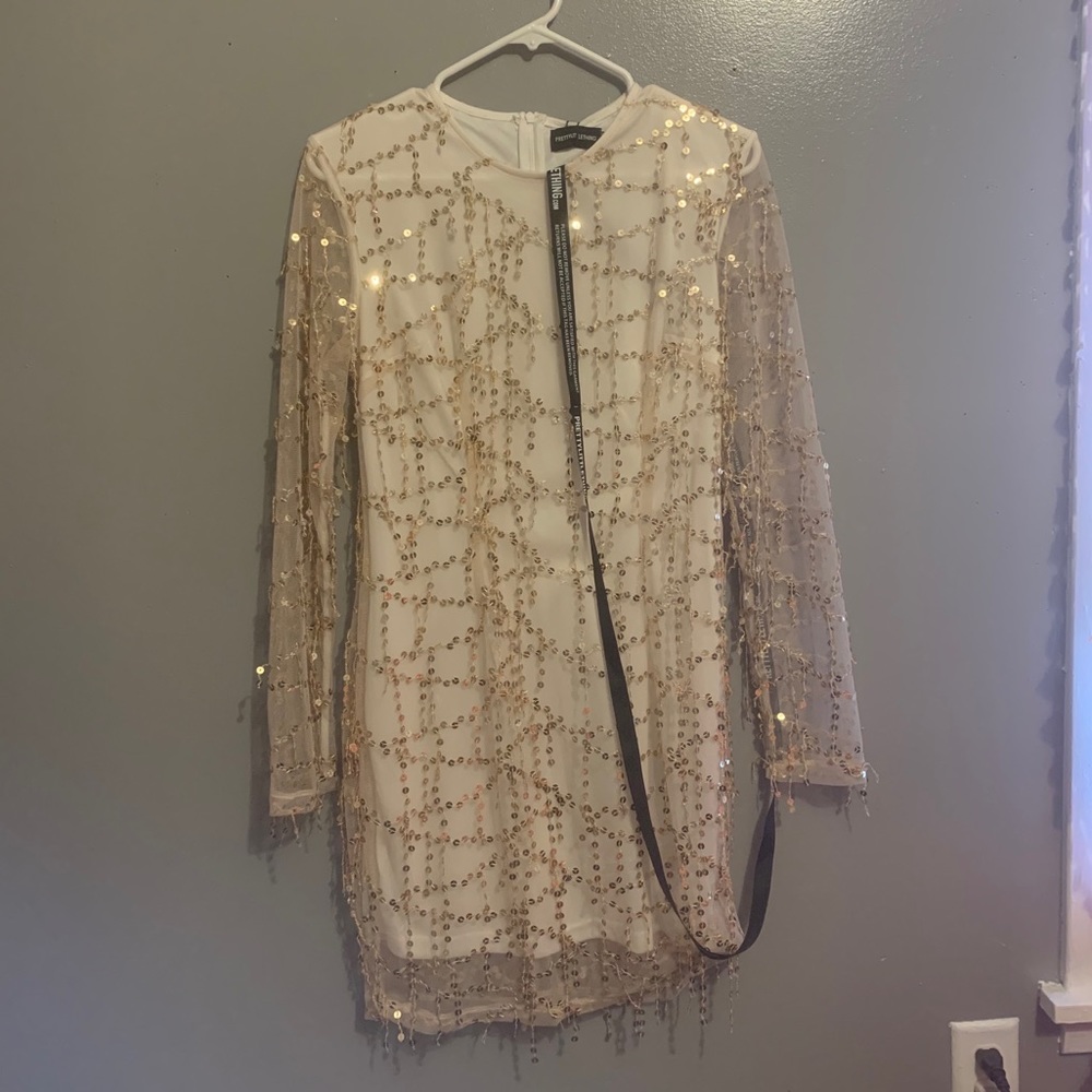 Beautiful dress!